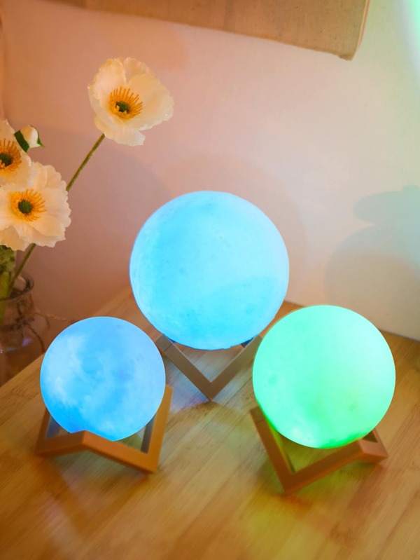 1pc Moon Lamp, 7-Color Changing 3D Lamp, Home & Outdoor Party Holiday Decor Lamp, 3D Moon Lamp Creates Sleeping Starry Sky & Planet Atmosphere, 16 Lighting Colors, Bedroom Bedside Romantic Lamp, Suitable As Birthday Gift For Kids, Friends, Loved Ones