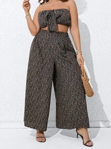SHEIN Holidaya Plus Ditsy Floral Print Crop Tube Top & Wide Leg Trousers - Black and White - View 4