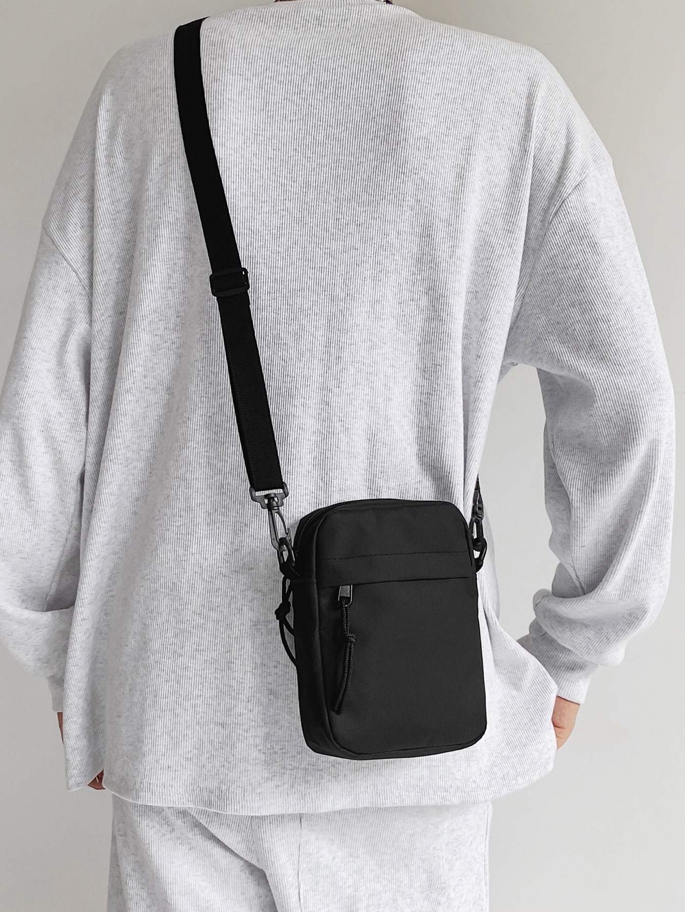 Minimalist sling shoulder bag