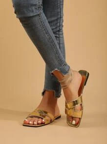 Women Crocodile Embossed Crossover Strap Flat Sandals Glamorous Gold Slide Sandals - Gold - View 4