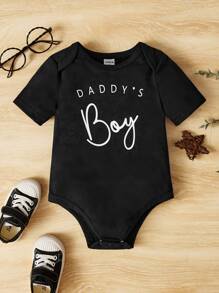 SHEIN 男嬰字母圖案T恤連體衣 - 黑色 - 查看 1