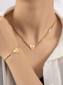 1條時尚的心形和字母吊墜項鍊,1組手鐲 - 金黃色 - 查看 1