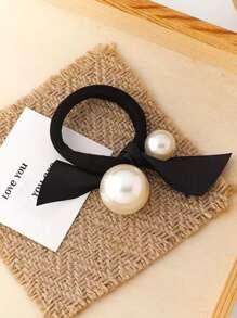 蝴蝶結和人造珍珠裝飾髮圈
