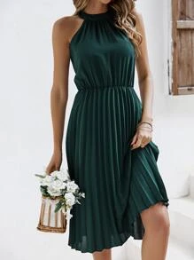 SHEIN Frenchy 素色百褶下擺掛脖連衣裙 - 墨綠色 - 查看 7