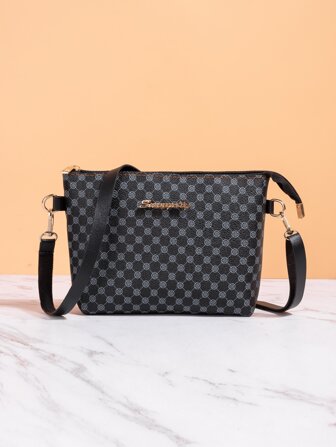 幾何樣式字母裝飾方包