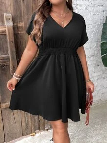 SHEIN LUNE 大碼素色蝙蝠袖連衣裙 - 黑色 - 查看 1