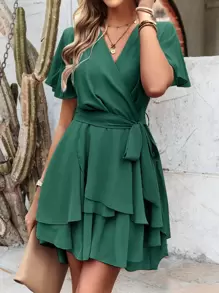 SHEIN Holidaya 蝴蝶袖層疊下擺繫腰帶連衣裙 - 綠色 - 查看 6