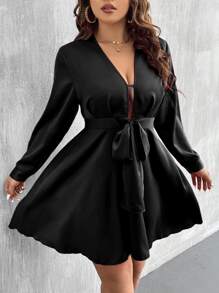 Celure 大碼素色前繫帶連衣裙 - 黑色 - 查看 3