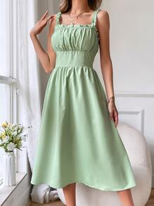 Breezaya 素色胸部褶皺吊帶洋裝 - 綠色 - 查看 1