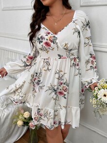 SHEIN Holidaya Vestido con estampado floral escote corazón bajo con fruncido - Blanco - Ver 7