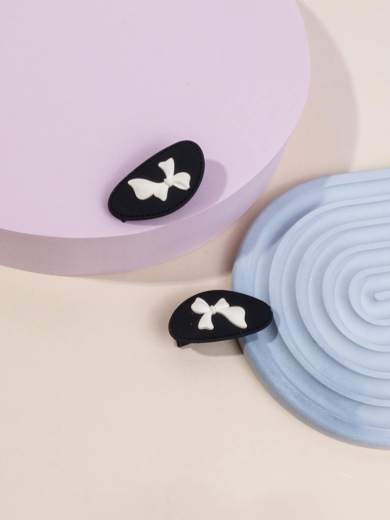2 chiếc kẹp tóc trang trí hình con bướm - Đen và trắng - Xem 1