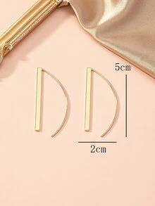 Geometric Decor Stud Earrings - Yellow Gold - View 4