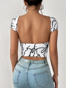 SHEIN Privé Graphic Print Batwing Sleeve Crop Tee - Black and White - View 2