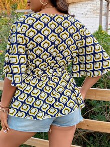 SHEIN LUNE Plus Allover Print Surplice Neck Belted Blouse - Multicolor - View 2