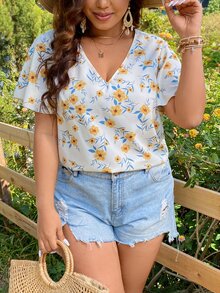 SHEIN Holidaya Plus Allover Floral Print Butterfly Sleeve Blouse - Multicolor - View 5