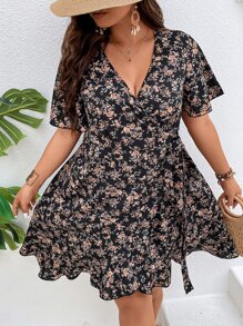 SHEIN LUNE Vestido con cinturón con estampado floral de manga mariposa bajo con fruncido - Multicolor - Ver 1