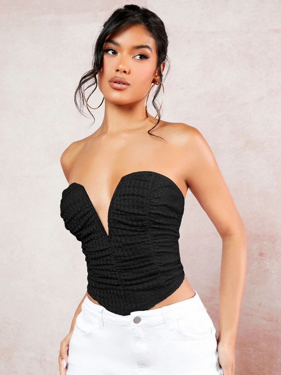 SHEIN BAE V型缺口褶邊不對稱下擺抹胸上衣 - 黑色 - 查看 1