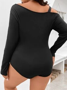 Calvaya Plus Asymmetrical Shoulder Pearls Beaded Bodysuit - Black - View 2