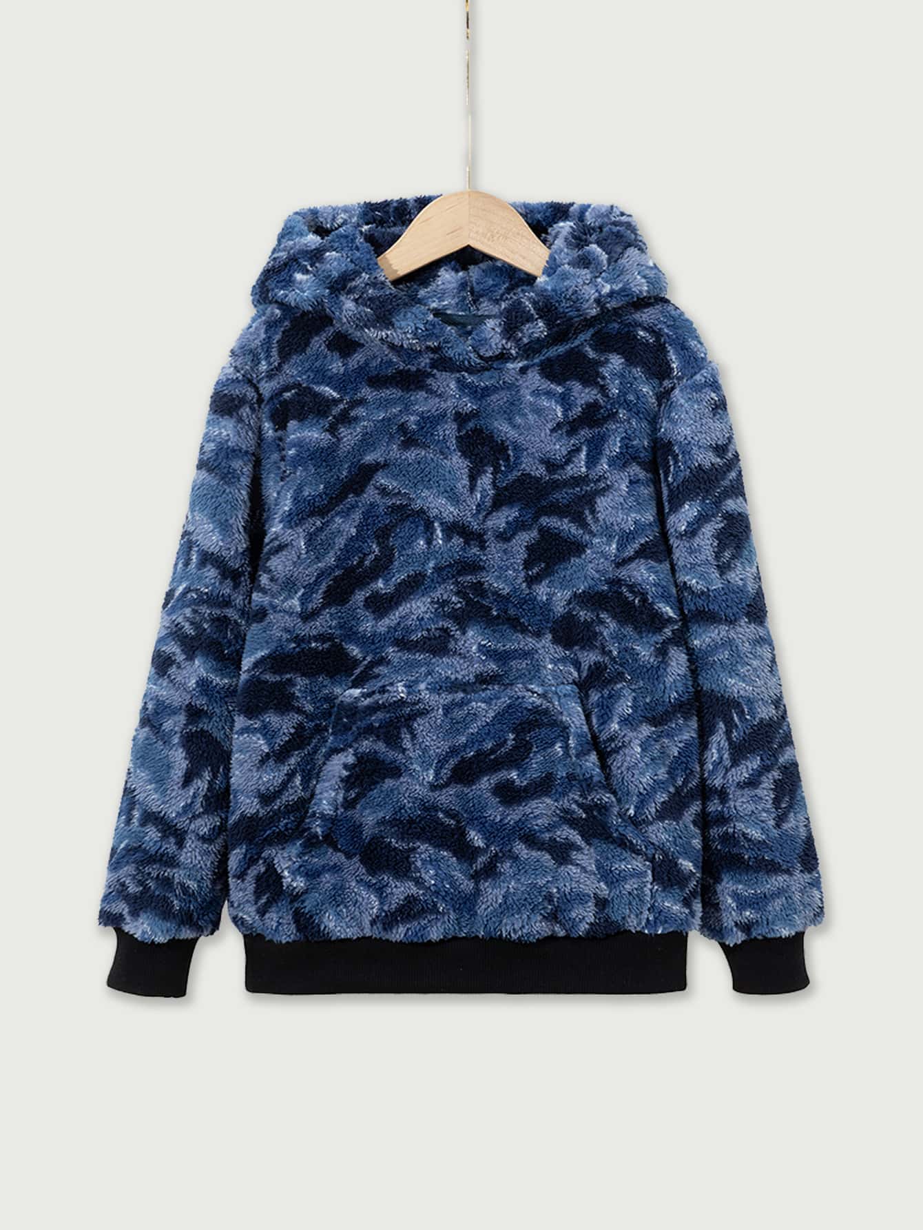 Tween Boy Camo Pattern Kangaroo Pocket Drop Shoulder Sweatshirt - Multicolor - View 1