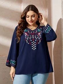 Mulvari 大碼花卉刺繡V領襯衫 - 藏蓝色 - 查看 5