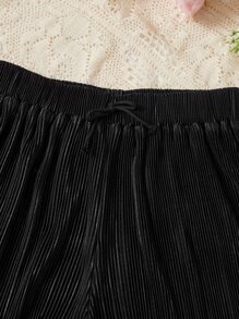 SHEIN Girls Solid Lettuce Trim Shorts - Black - View 3