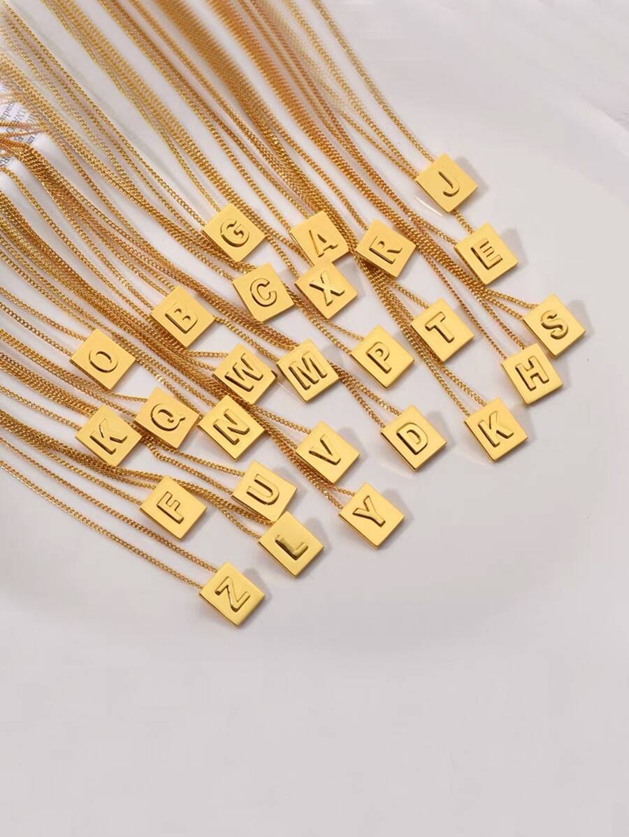 1入組字母細節矩形吊墜項鏈