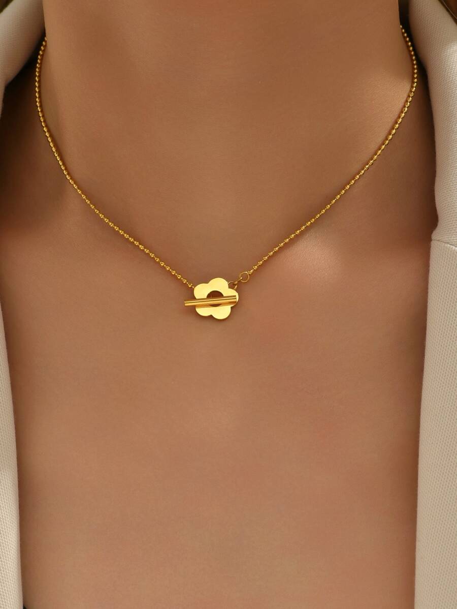 1pc Simple Fashion Stainless Steel Gold Plated Flower Necklace For Women, Daily Wear Women's Jewelry, Women's Gift Valentines,Mom,Mother,Mother's Day,Gift - Yellow Gold - View 1