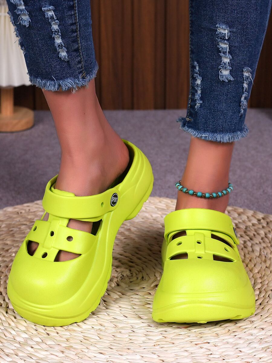 Women Cut Out Clogs, Fashion Outdoor EVA Vent Clogs - Green - View 1