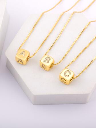 1入組方晶鋯石字母裝飾立方體吊墜項鍊