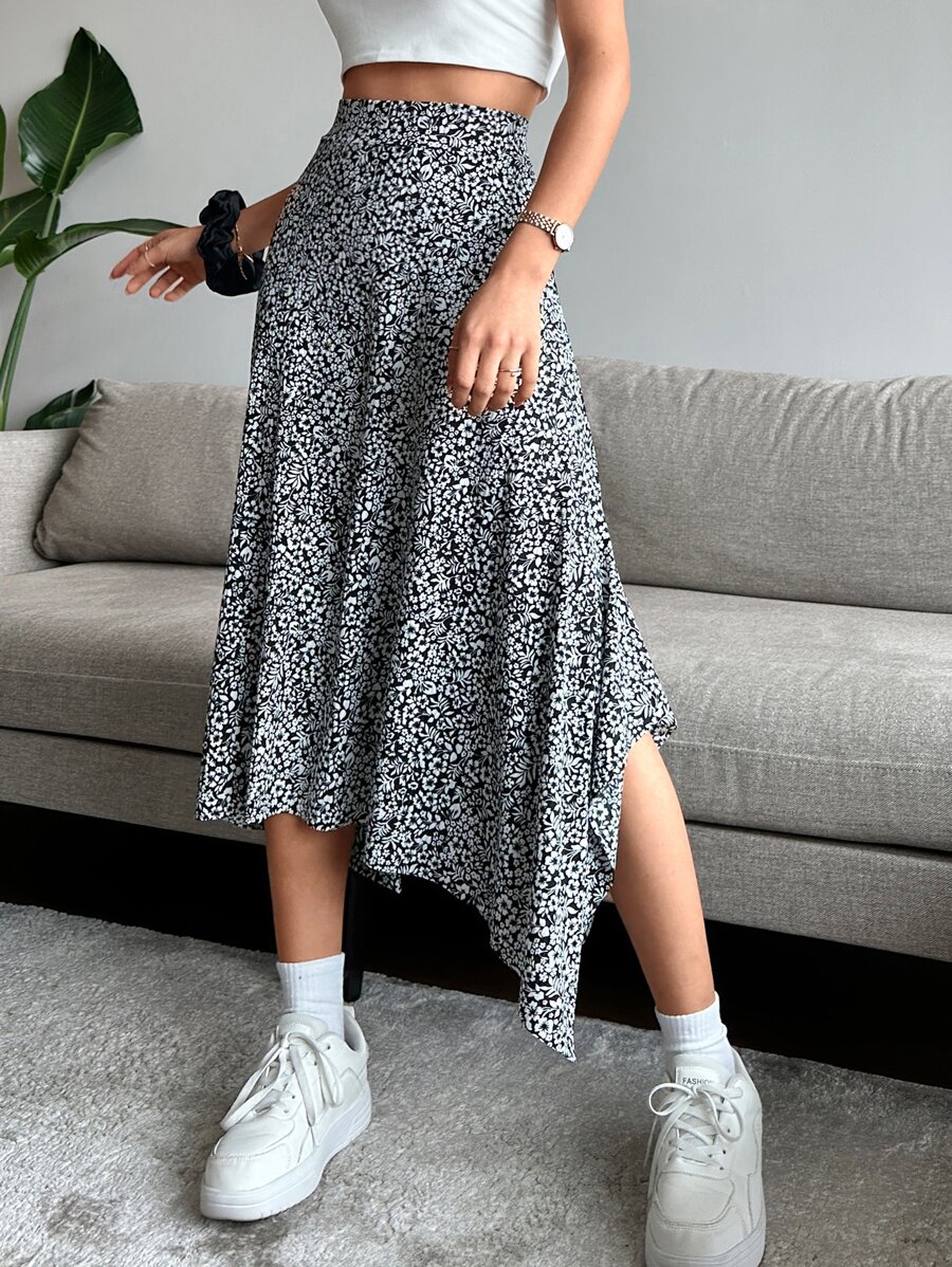 EURMUSE Allover Floral Print Asymmetrical Hem Skirt - Black and White - View 1