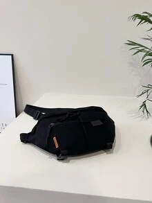 Riñonera con diseño de parche de letra - Negro - Ver 4