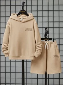 SHEIN 男孩標語圖案連帽衫和腰部抽繩短褲 - 卡其色 - 查看 1