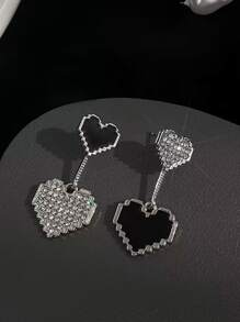 水鑽愛心裝飾不對稱耳墜 - 彩色 - 查看 5