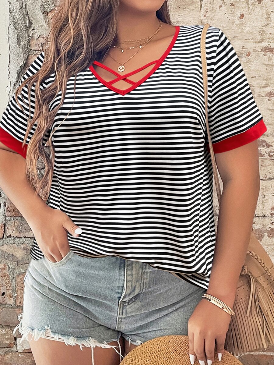 SHEIN LUNE Plus Striped Criss Cross Contrast Binding Tee Graphic Tees Women Tops - Black and White - View 1
