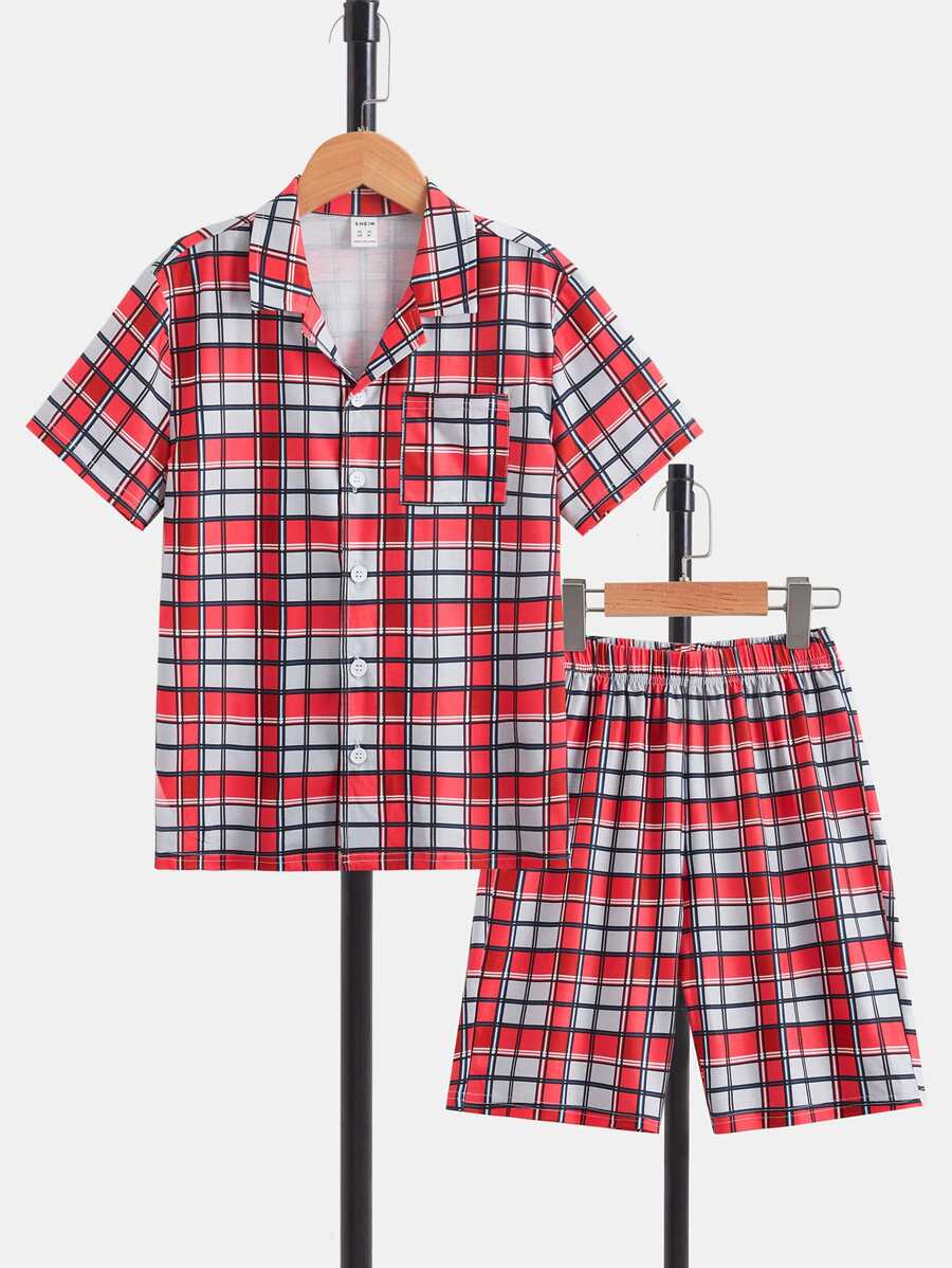 SHEIN 男孩格紋印花口袋貼布襯衫和短褲睡衣套裝
