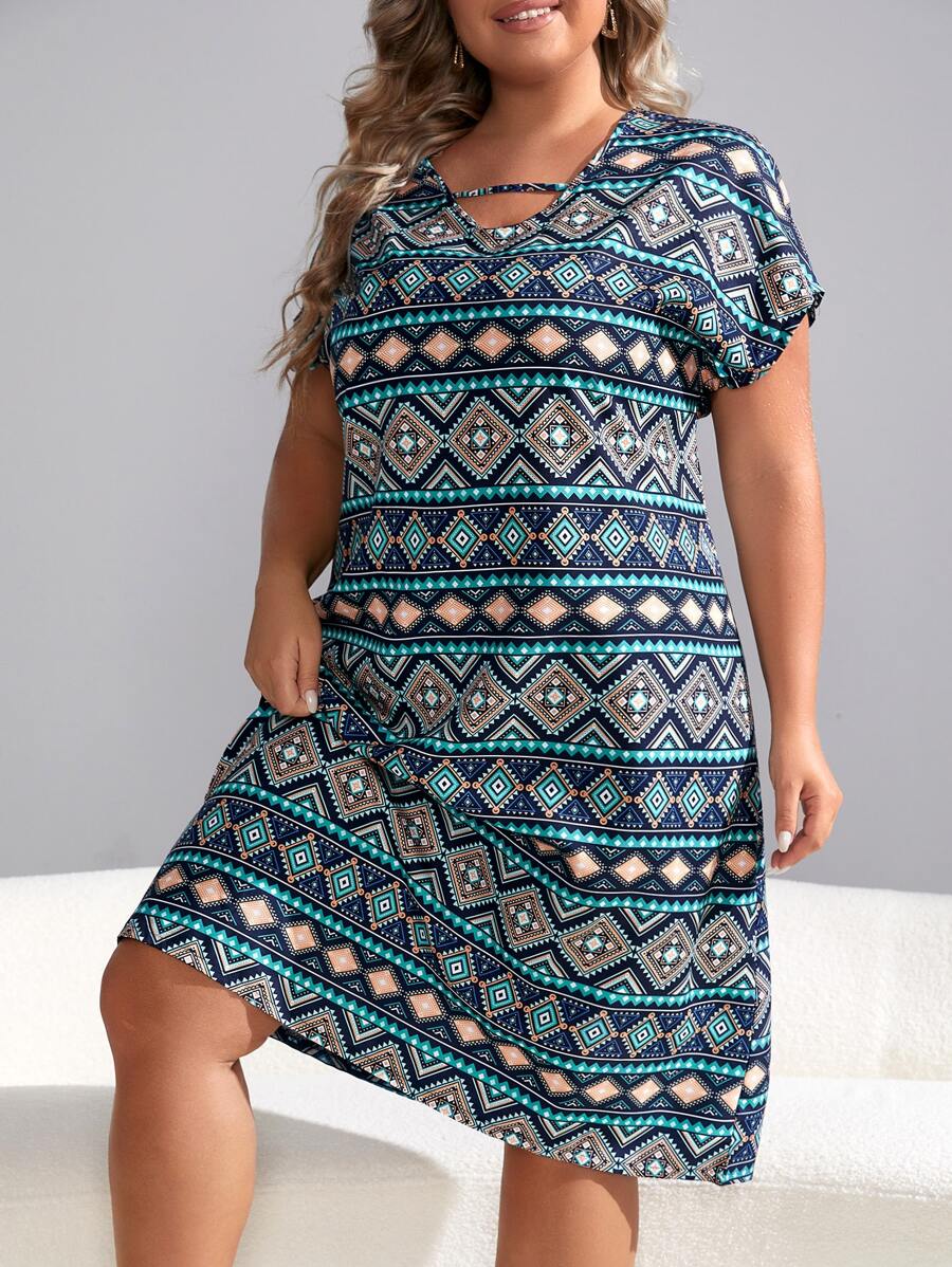 大碼幾何印花蝙蝠袖睡裙