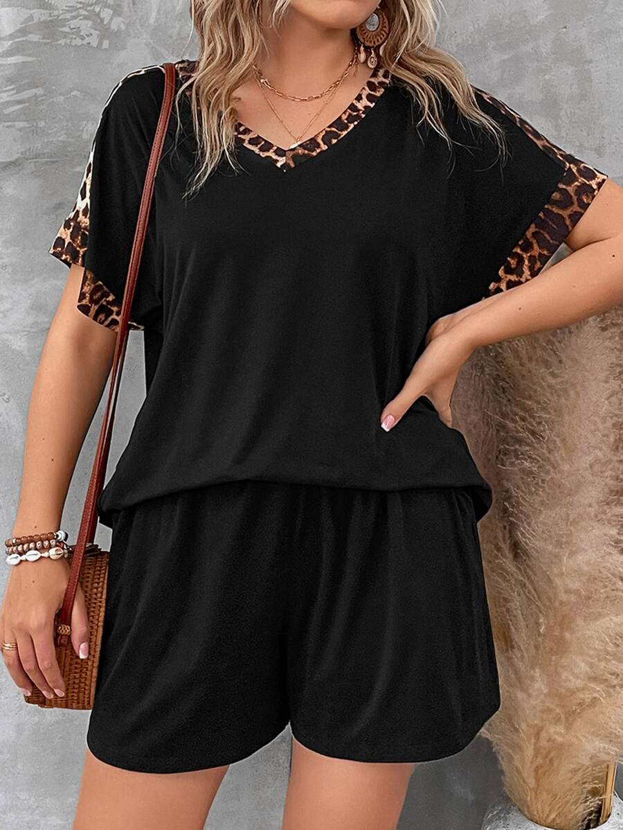 SHEIN LUNE 大碼豹紋印花蝙蝠袖T恤和短褲 - 黑色 - 查看 1