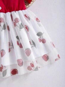 Baby Mesh Kleid mit Erdbeere Muster, Volant Ärmeln