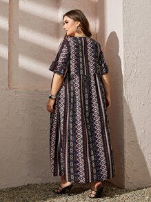 Mulvari Plus Geo Print Notched Neckline Smock Dress