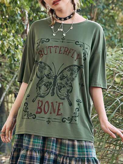 Camiseta con mariposa con estampado de letra