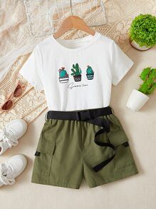 SHEIN 女孩仙人掌和標語圖案T恤和翻蓋口袋附腰帶短褲