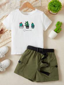 SHEIN 女孩仙人掌和標語圖案T恤和翻蓋口袋附腰帶短褲