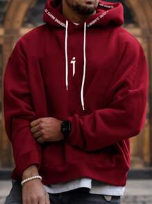 Manfinity Homme Men Slogan Graphic Kangaroo Pocket Drawstring Hoodie - Burgundy - View 1