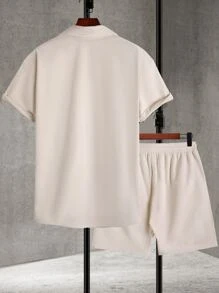 Manfinity Men Letter Patched Shirt & Drawstring Waist Shorts Without Tee - Apricot - View 2