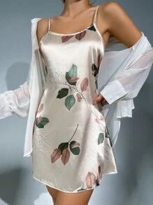 印花緞面吊帶睡裙