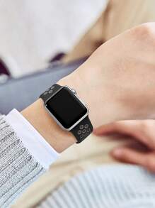 St.siabe Pulseiras esportivas perfuradas respiráveis de silicone macio, compatíveis com Apple Watch Series 38 mm/40 mm/41 mm/45 mm/44 mm/42 mm/49 mm, pulseiras à prova d'água adequadas para homens e mulheres usarem com Apple Watch Ultra SE S10/9 8 7 6 5 4 3 2 1