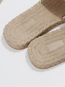 Vacation Slide Sandals For Women, Quilted Pattern Chain Decor Single Band Flat Sandals - Beige - View 6