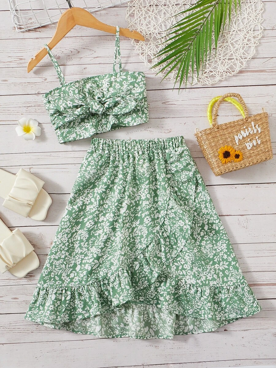 SHEIN Leap Crew 女孩碎花吊帶上衣和荷葉邊不對稱下擺半身裙 - 彩色 - 查看 1