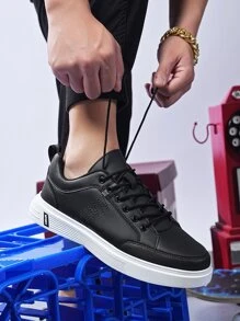 男士新款時尚、舒適透氣的休閒鞋,圓頭綁帶低幫運動鞋,適用於戶外活動