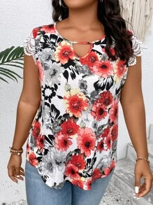 SHEIN Holidaya 大碼印花拼接水溶蕾絲T恤 - 彩色 - 查看 5